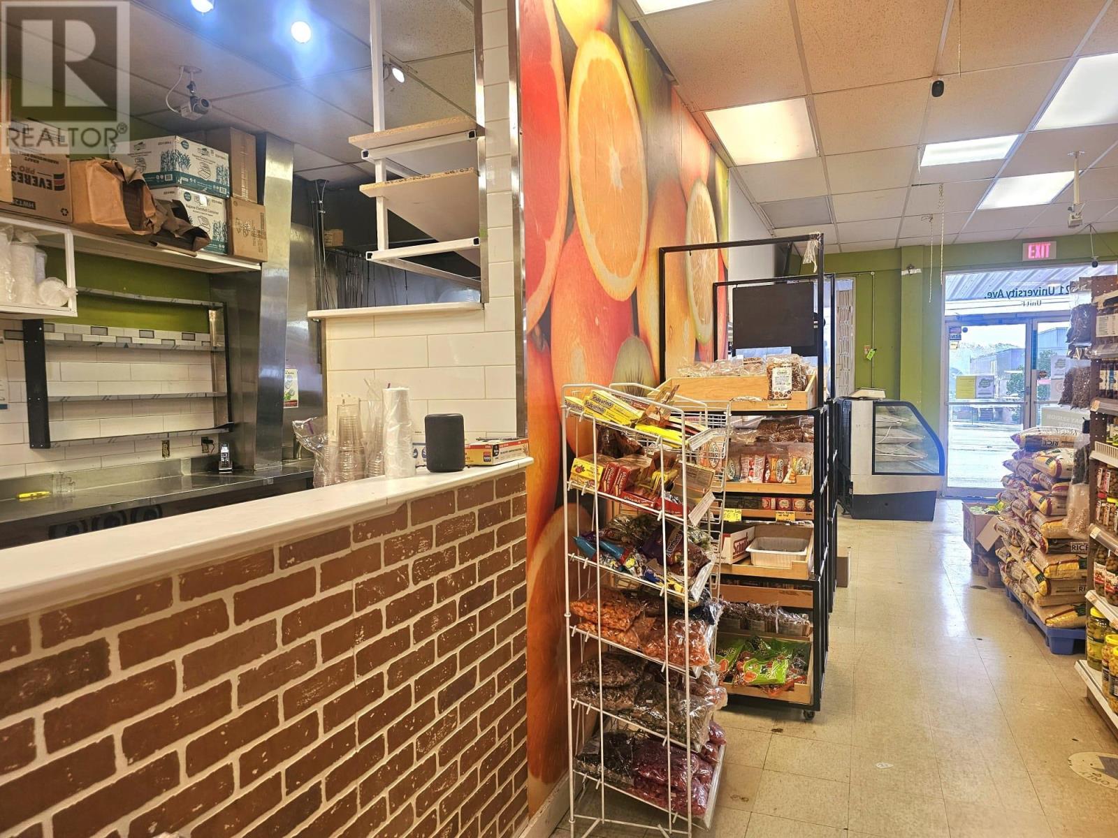 421 University Avenue, Charlottetown, Prince Edward Island  C1A 4N7 - Photo 3 - 202524784