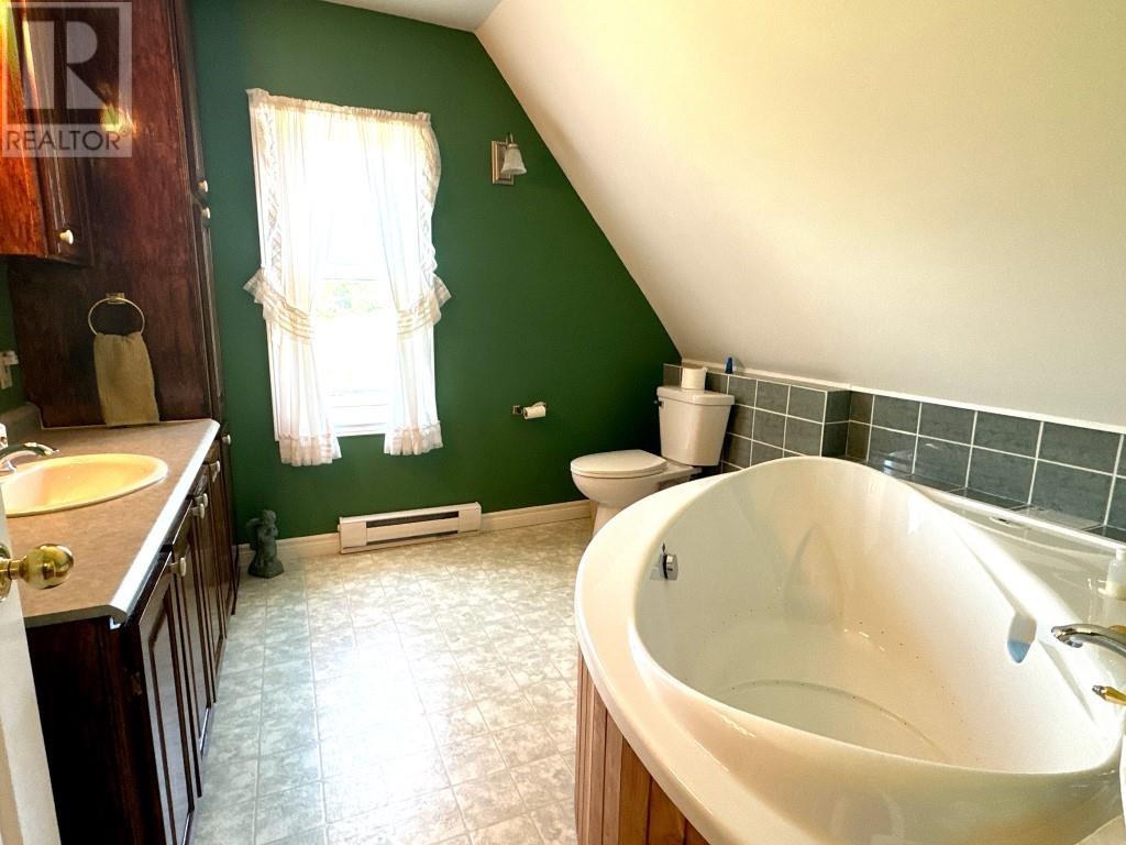 2276 Maplewood Road, Kellys Cross, Prince Edward Island  C0A 1Y0 - Photo 11 - 202524895