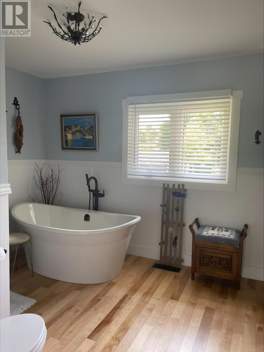 16 Moreau Drive, Charlottetown, Prince Edward Island  C1A 4R4 - Photo 11 - 202524940