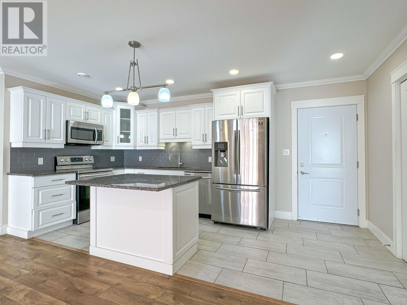 108 210 Shakespeare Drive, Stratford, Prince Edward Island  C1B 4B7 - Photo 4 - 202525271