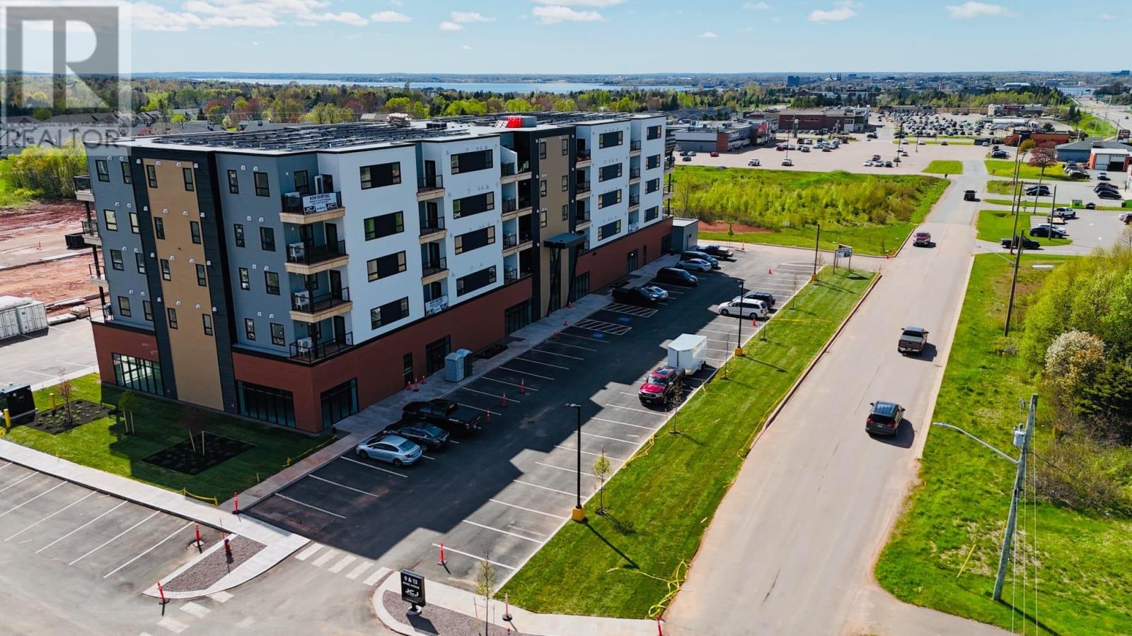 9 Irving Avenue, Stratford, Prince Edward Island  C1B 1N8 - Photo 1 - 202525315