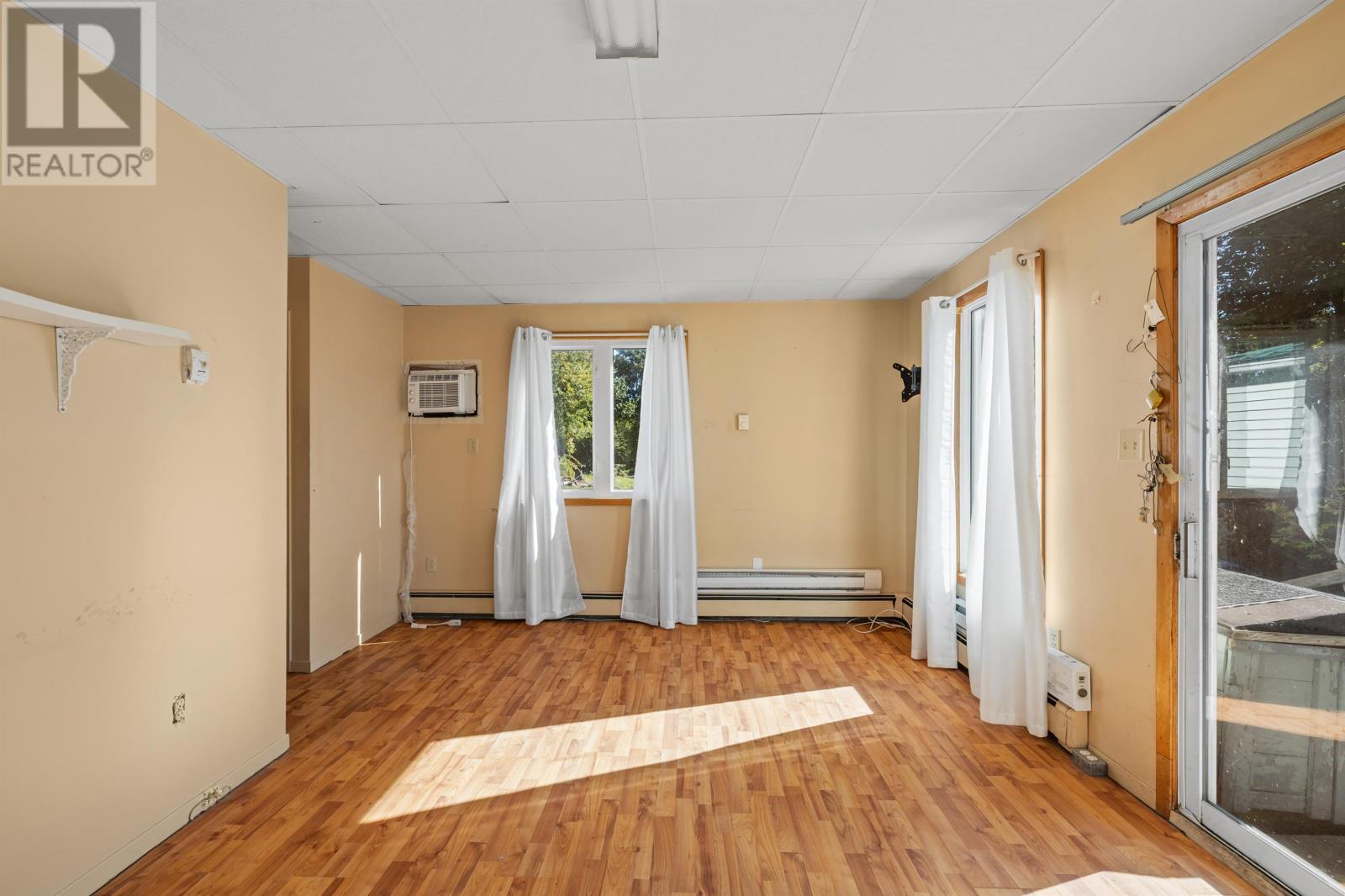 42 West Street, Georgetown, Prince Edward Island  C0A 1L0 - Photo 6 - 202525430