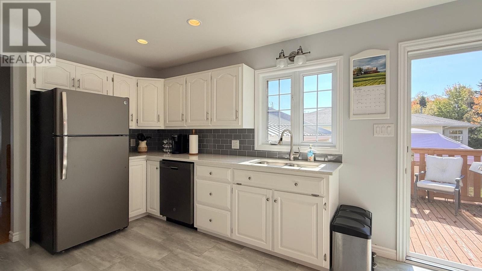 248 Colin Avenue, Summerside, Prince Edward Island  C1N 5W5 - Photo 18 - 202525450