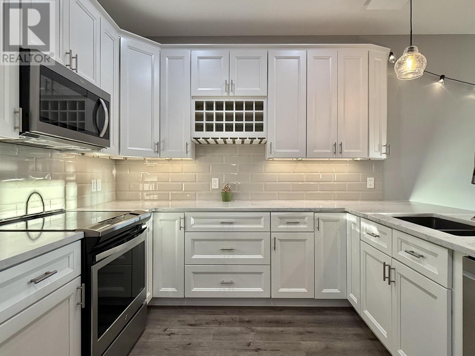 4 12 Harold Court, Cornwall, Prince Edward Island  C0A 1H3 - Photo 5 - 202525488