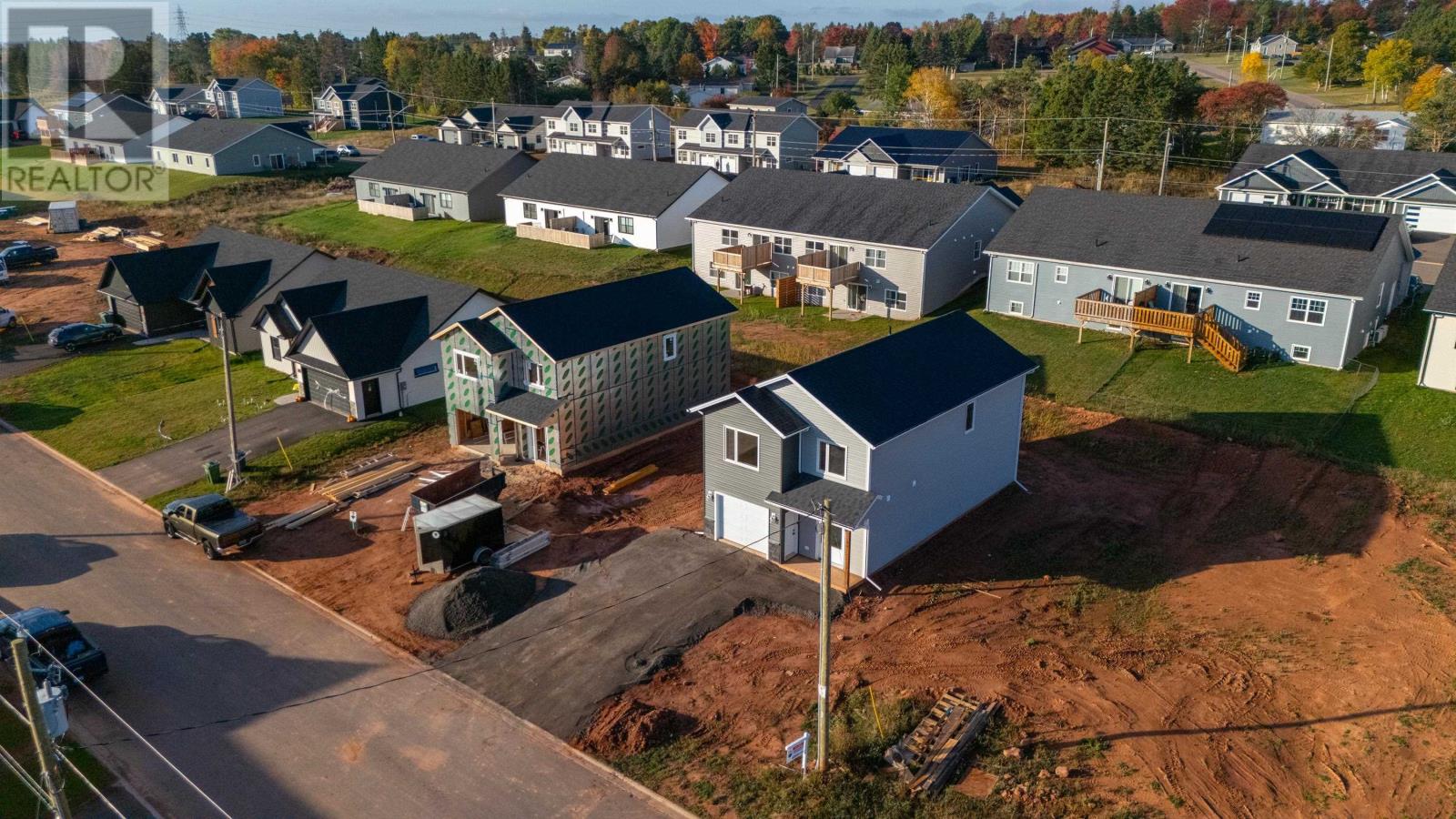 24 Hudson Avenue, Charlottetown, Prince Edward Island  C1E 3W2 - Photo 2 - 202525532