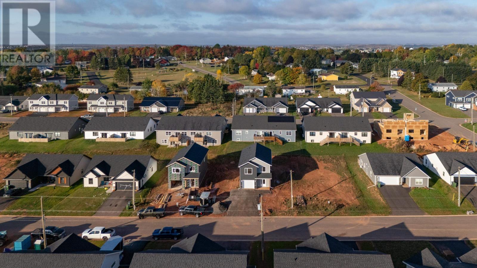24 Hudson Avenue, Charlottetown, Prince Edward Island  C1E 3W2 - Photo 3 - 202525532