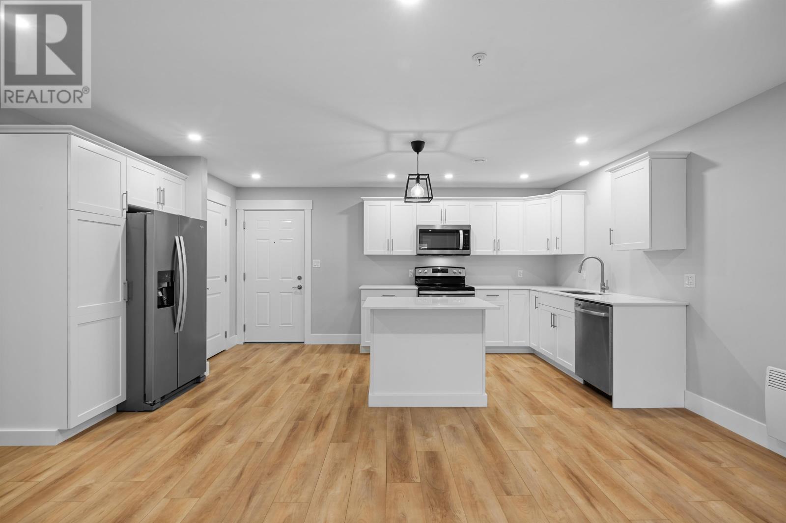 208 18 Gilbert Drive, Charlottetown, Prince Edward Island  C1A 0W2 - Photo 11 - 202525643