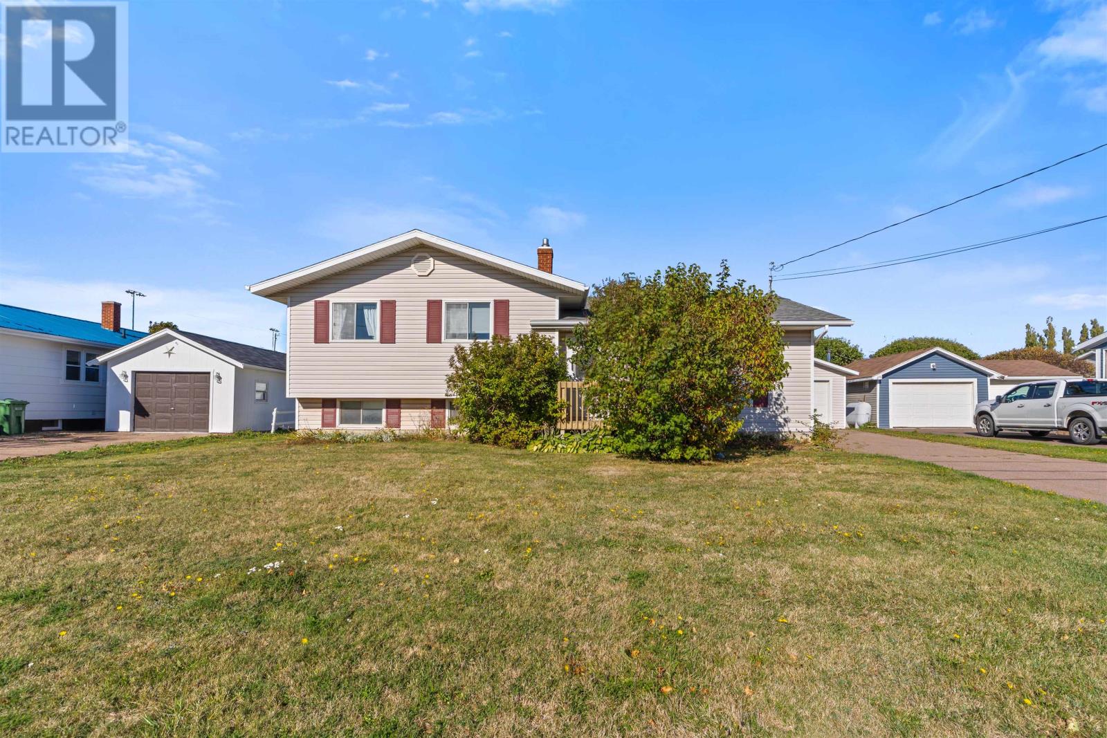445 Myrtle Street, Summerside, Prince Edward Island  C1N 1X9 - Photo 1 - 202525722
