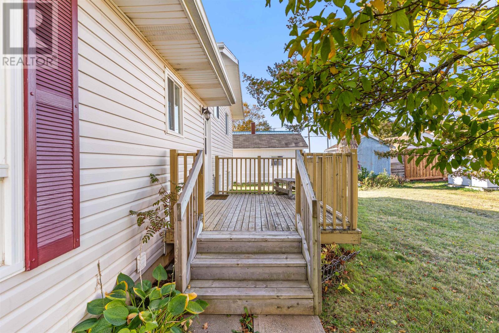 445 Myrtle Street, Summerside, Prince Edward Island  C1N 1X9 - Photo 5 - 202525722