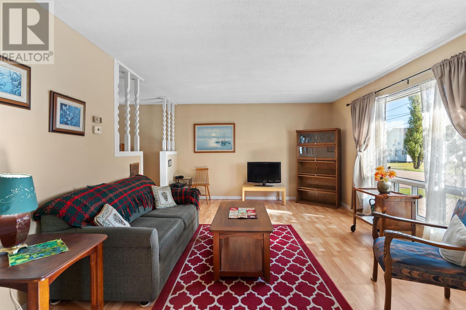 445 Myrtle Street, Summerside, Prince Edward Island  C1N 1X9 - Photo 8 - 202525722