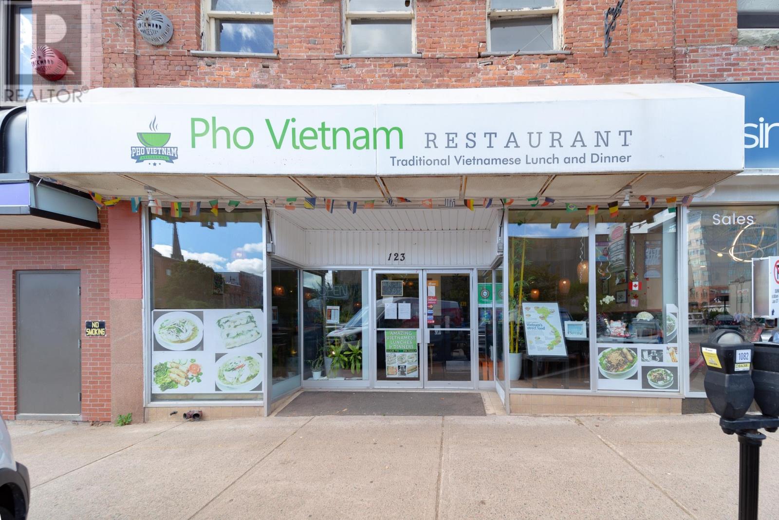 123 Queen Street, Charlottetown, Prince Edward Island  C1A 4B3 - Photo 1 - 202525771