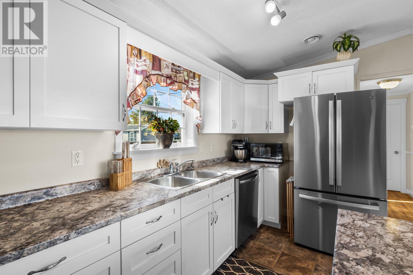 73 Hinton St, Summerside, Prince Edward Island  C1N 0K8 - Photo 12 - 202525823