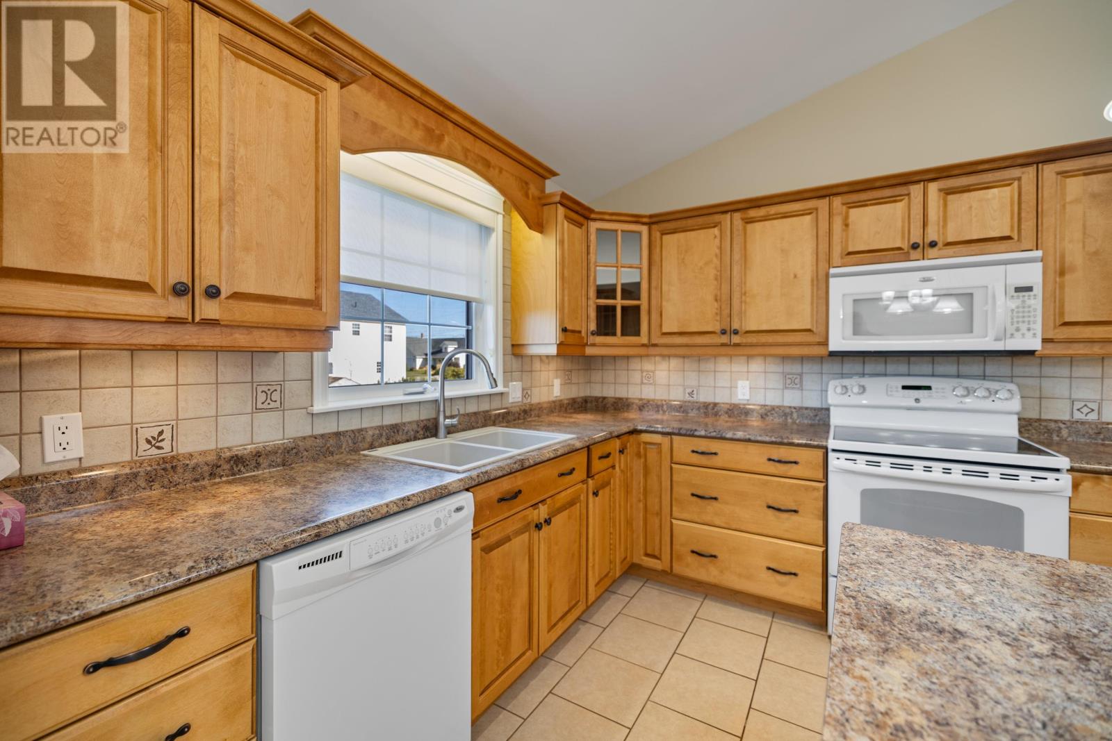 6 Porter Drive, West Royalty, Prince Edward Island  C1E 0C2 - Photo 13 - 202525840