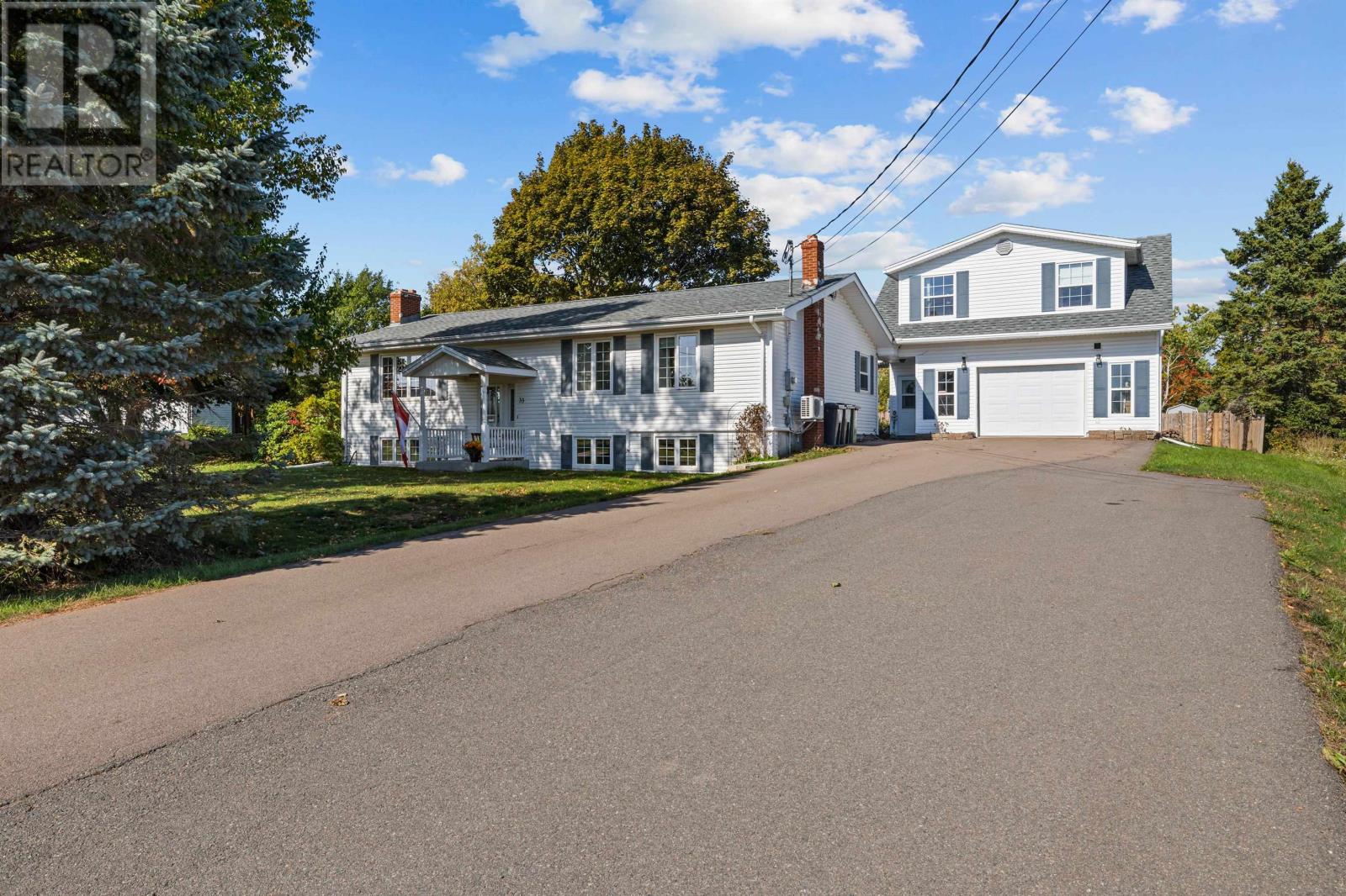 33 Marianne Drive, Cornwall, Prince Edward Island  C0A 1H8 - Photo 1 - 202525895