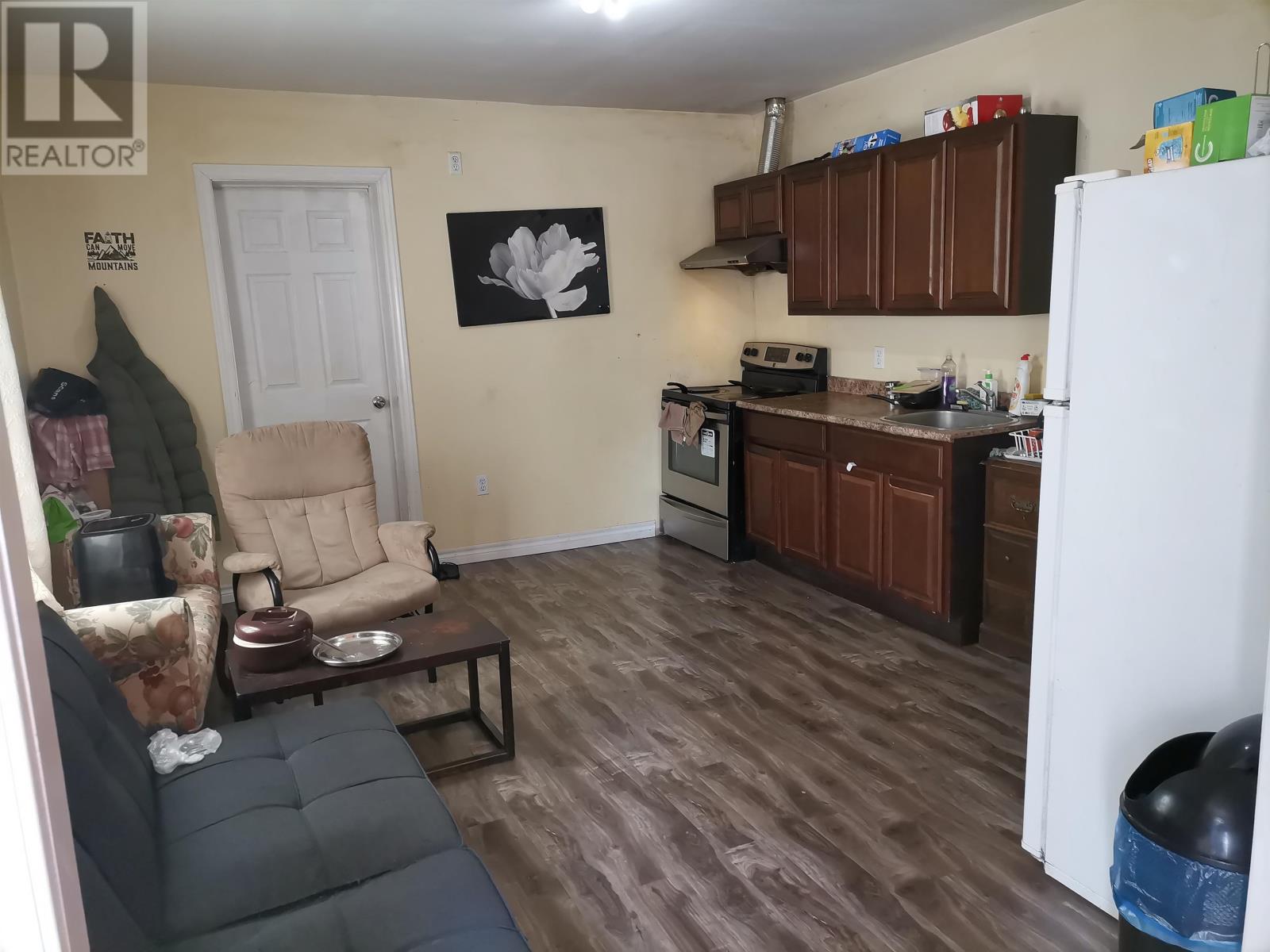 72 Douglas Street, Charlottetown, Prince Edward Island  C1A 2J2 - Photo 5 - 202525955