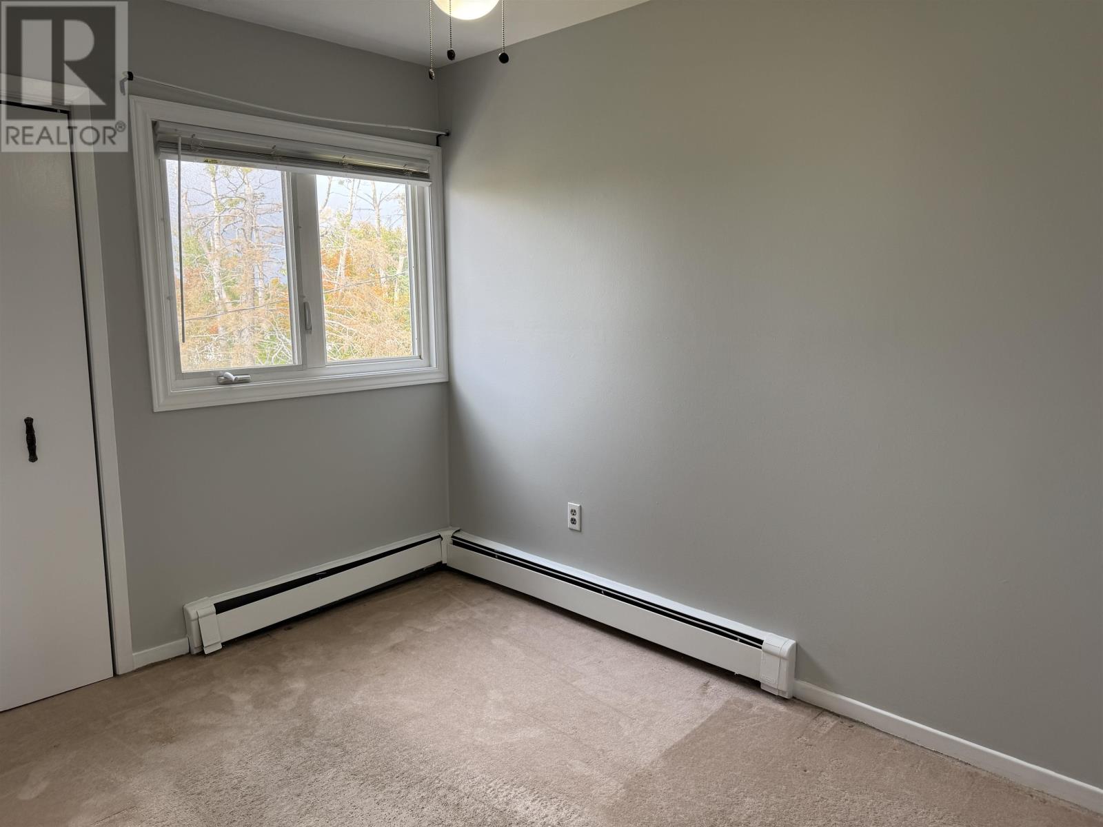 4 Hutchinson Court, Charlottetown, Prince Edward Island  C1A 9H7 - Photo 7 - 202526208