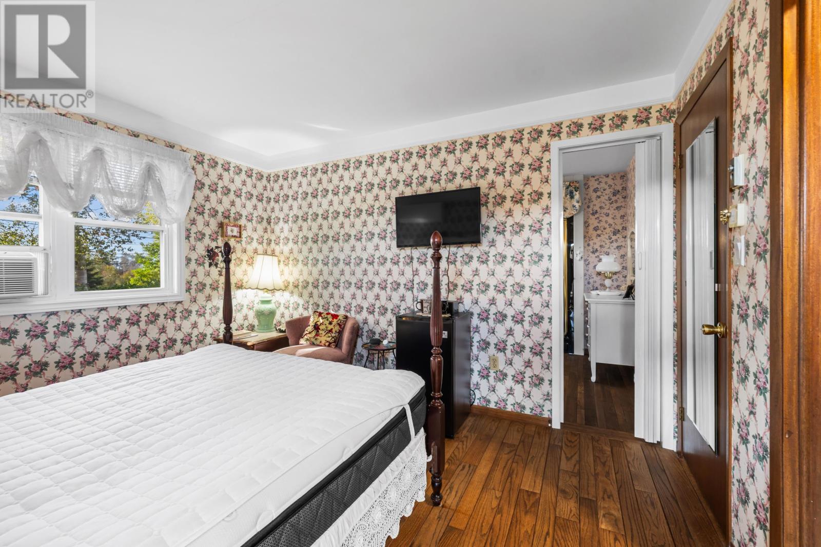 203 Ferry Road, Cornwall, Prince Edward Island  C0A 1H4 - Photo 19 - 202526238