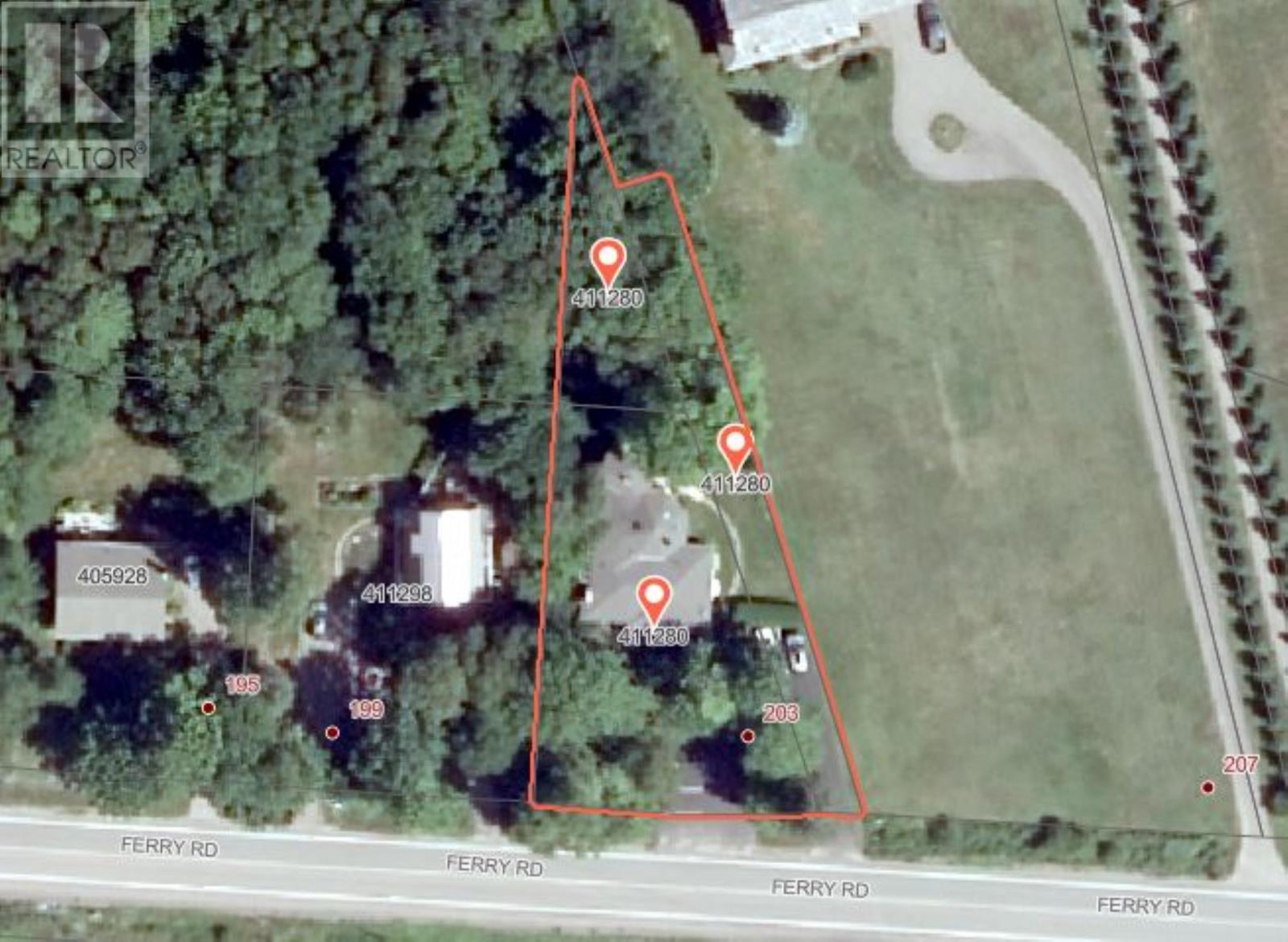 203 Ferry Road, Cornwall, Prince Edward Island  C0A 1H4 - Photo 3 - 202526238