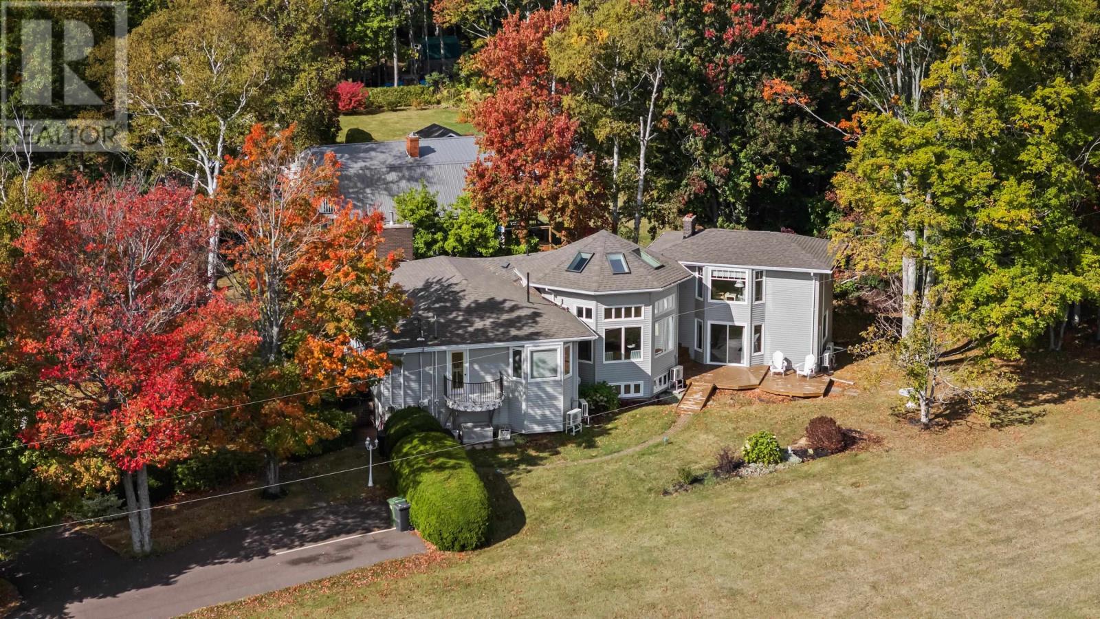 203 Ferry Road, Cornwall, Prince Edward Island  C0A 1H4 - Photo 41 - 202526238