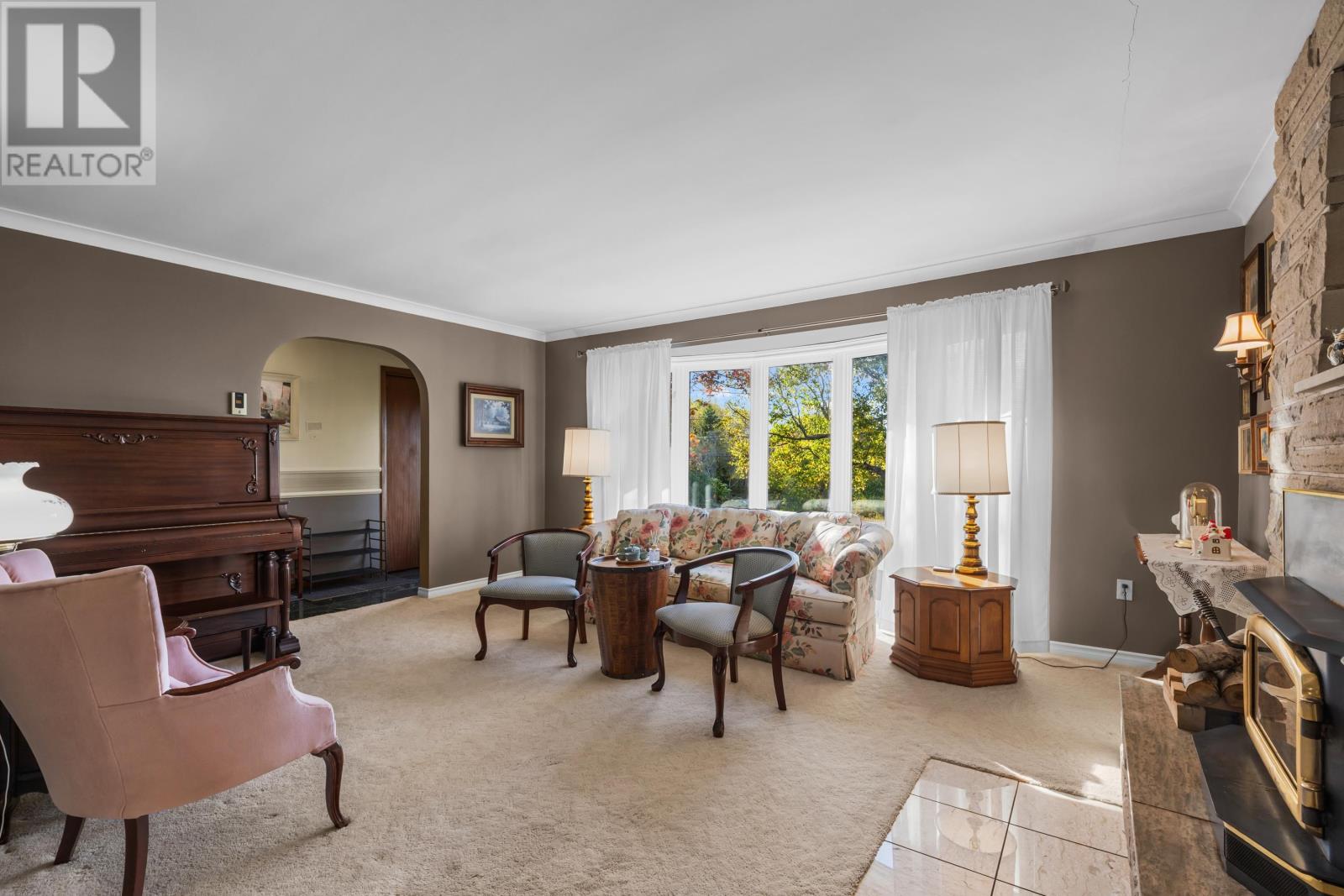 203 Ferry Road, Cornwall, Prince Edward Island  C0A 1H4 - Photo 6 - 202526238