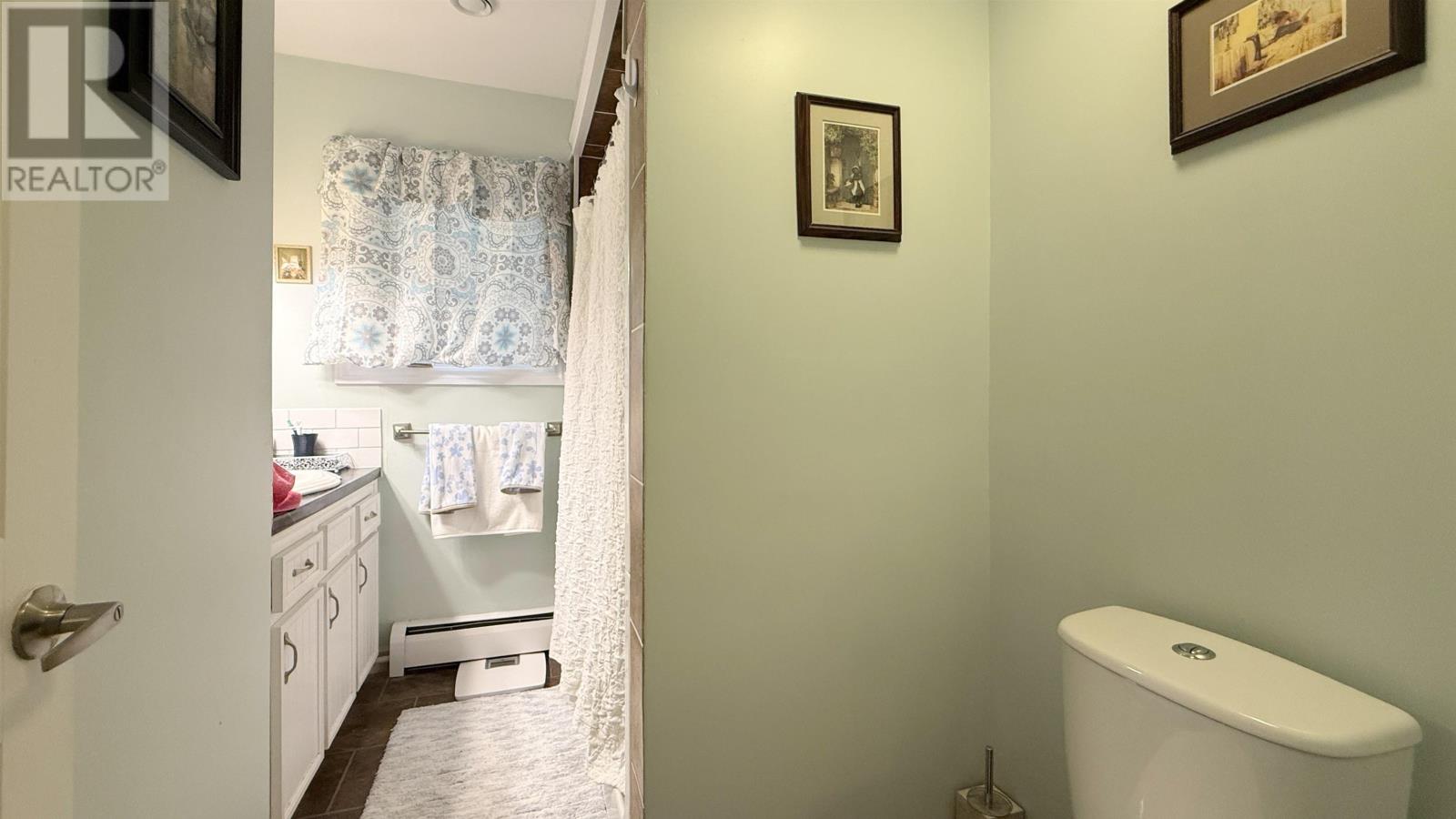 33 Phillips Street, Summerside, Prince Edward Island  C1N 4L2 - Photo 20 - 202526298