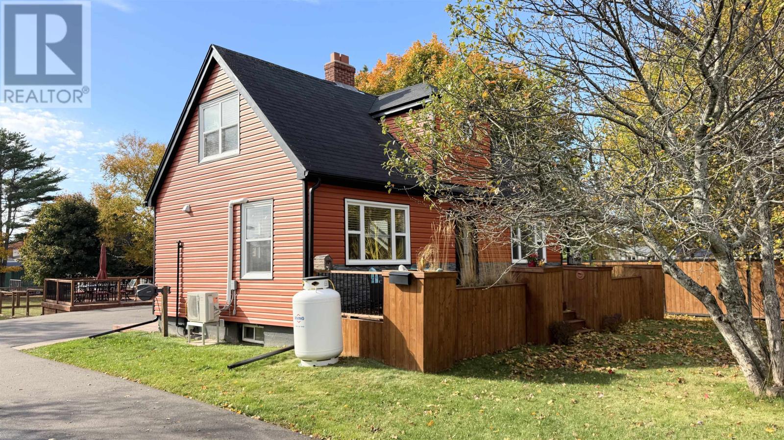 19 Pope Road, Summerside, Prince Edward Island  C1N 4C7 - Photo 11 - 202526473