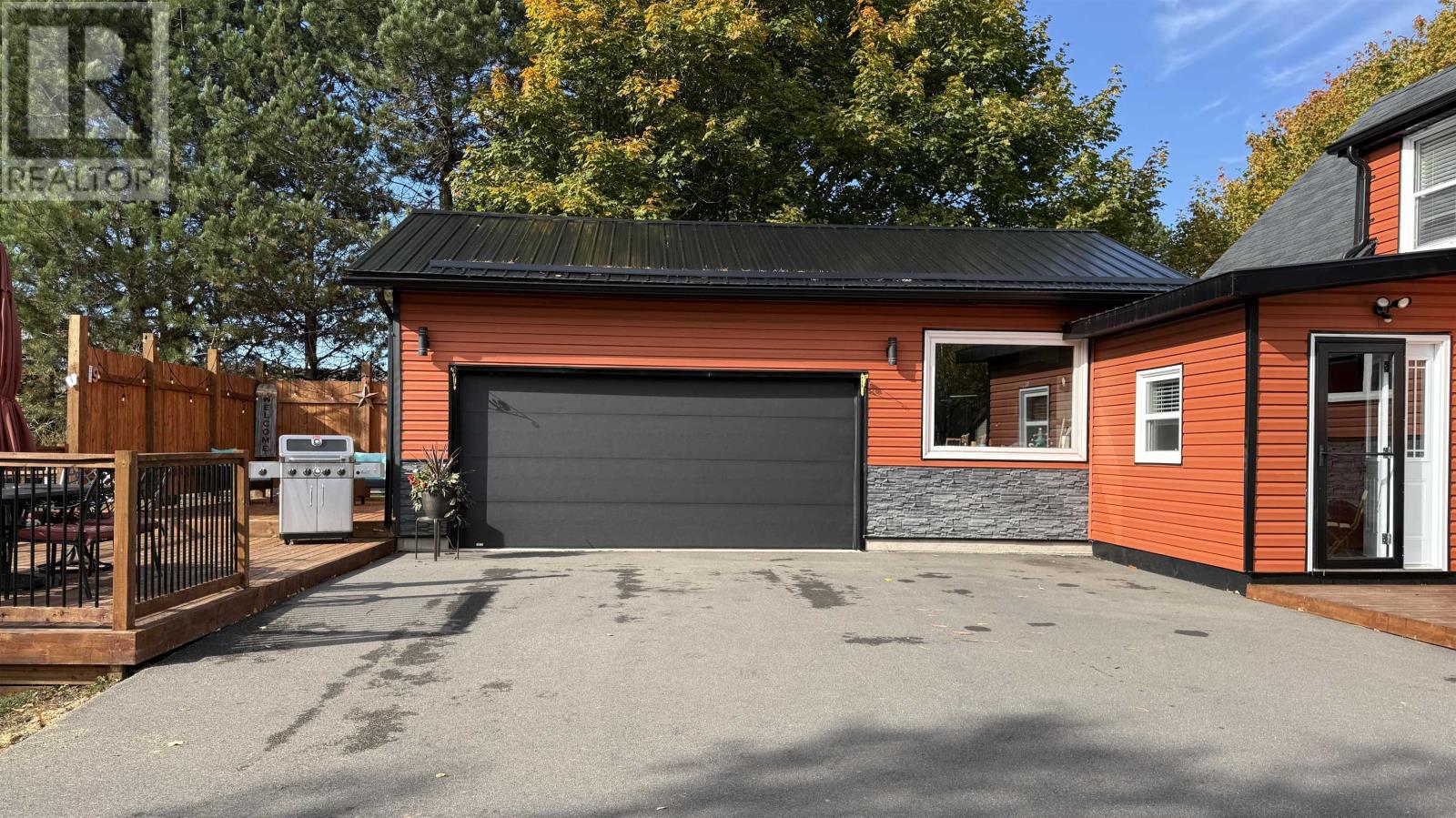 19 Pope Road, Summerside, Prince Edward Island  C1N 4C7 - Photo 12 - 202526473