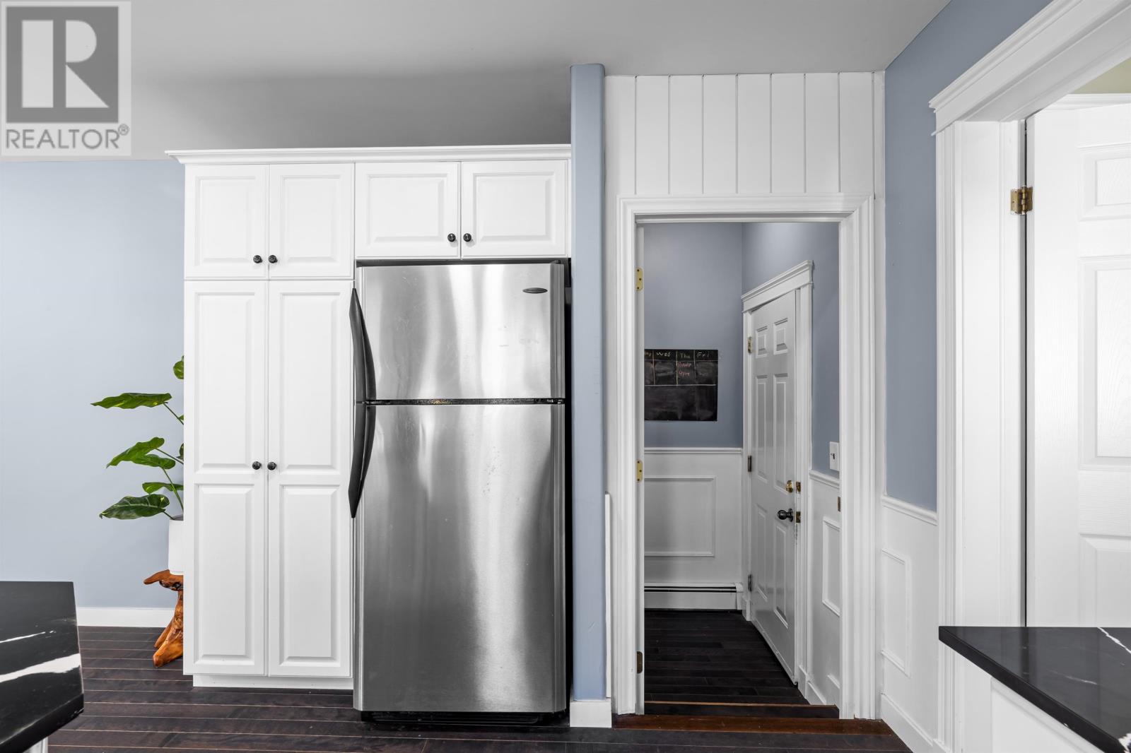 49 Commonwealth Avenue, Charlottetown, Prince Edward Island  C1E 2E7 - Photo 9 - 202526505