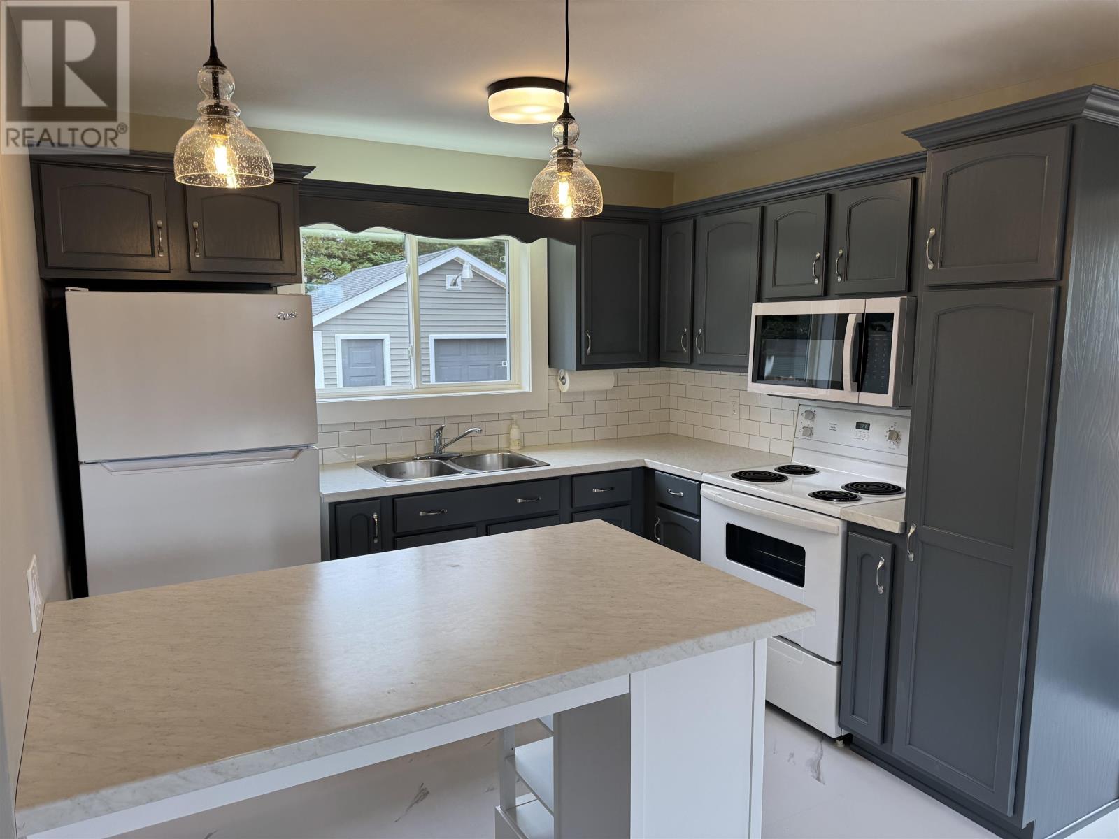 248 South Drive, Summerside, Prince Edward Island  C1N 3Z1 - Photo 8 - 202526615