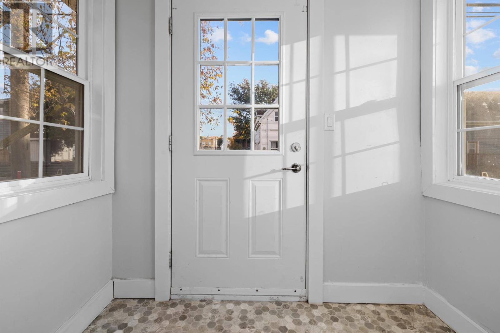 383 Queen Street, Charlottetown, Prince Edward Island  C1N 1X9 - Photo 32 - 202526632