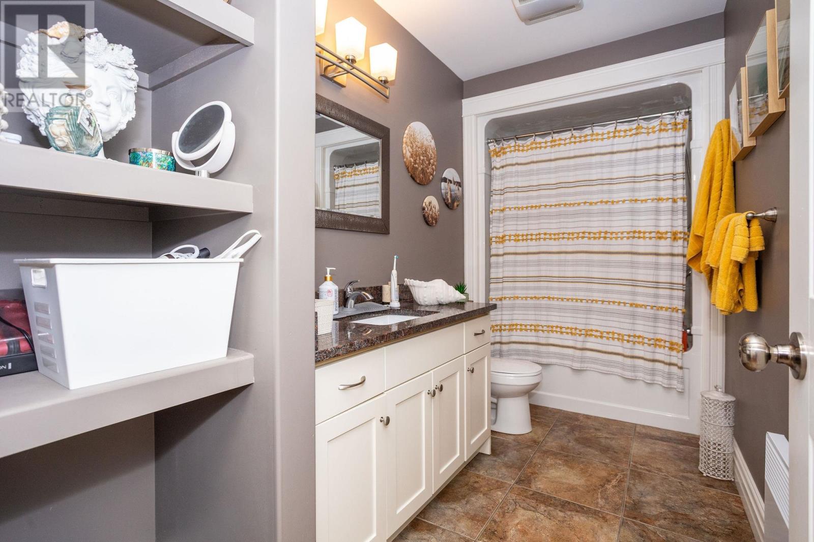 61- 203 Glen Stewart Drive, Stratford, Prince Edward Island  C1B 0M1 - Photo 13 - 202526667