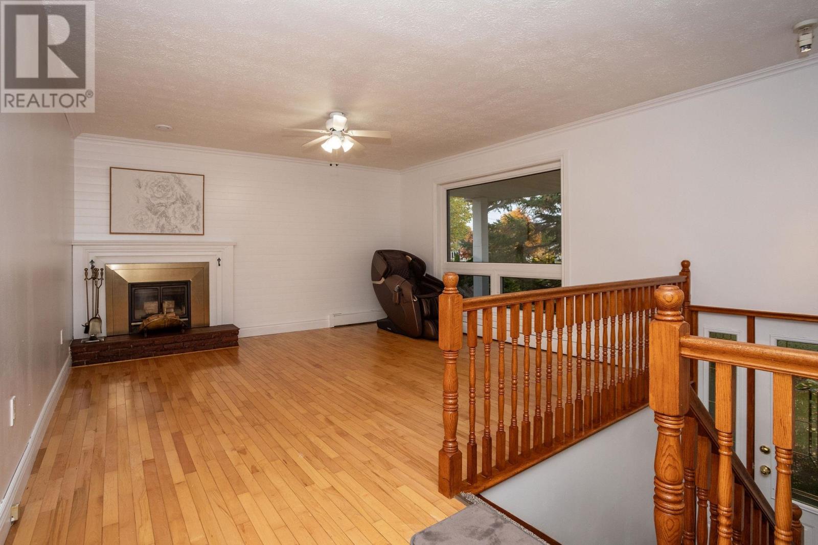 7 Crestview Drive, Charlottetown, Prince Edward Island  C1E 1N4 - Photo 4 - 202526888