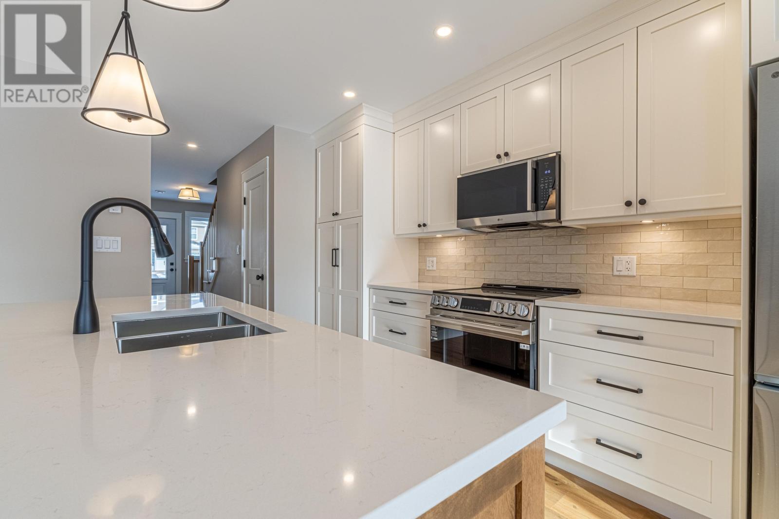 59 Essex Crescent, Charlottetown, Prince Edward Island  C1E 0G9 - Photo 8 - 202526999