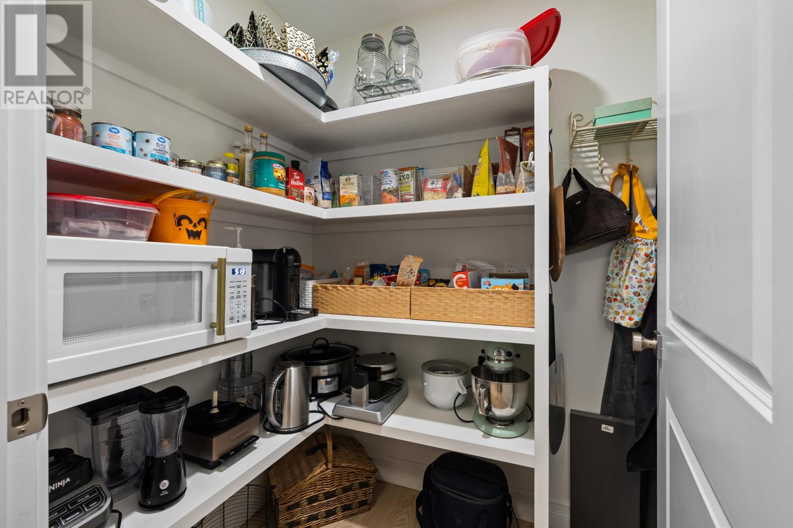 8 Macneill Avenue, Clyde River, Prince Edward Island  C0A 1H1 - Photo 37 - 202527257