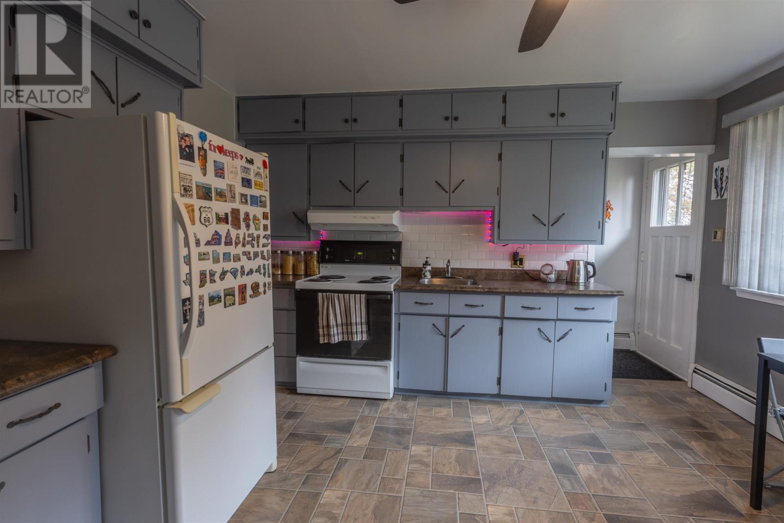 502 Rte 2, Souris West, Prince Edward Island  C0A 2B0 - Photo 11 - 202527320