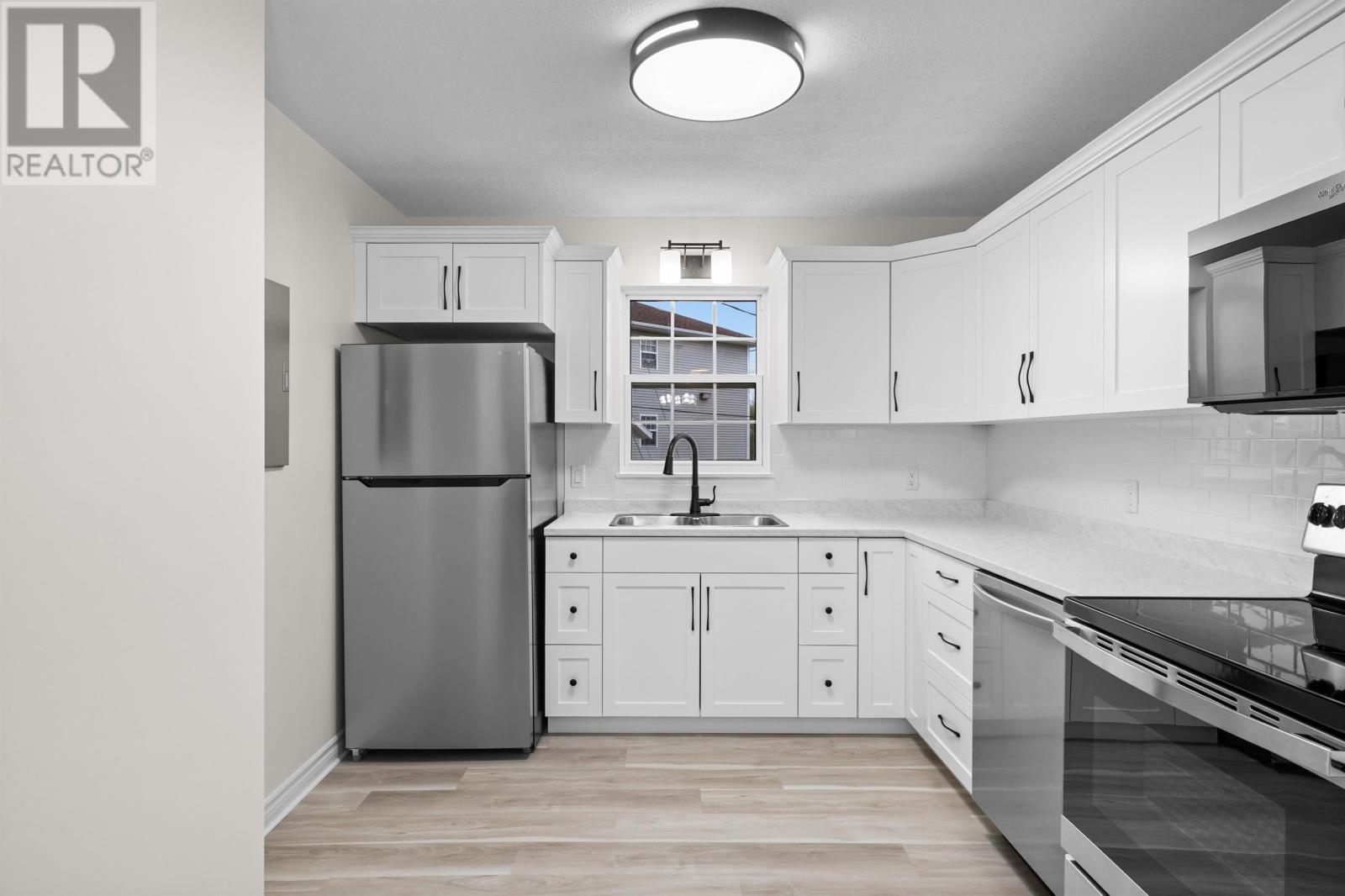 8 20 Waterview Heights, Charlottetown, Prince Edward Island  C1A 9J7 - Photo 8 - 202527461