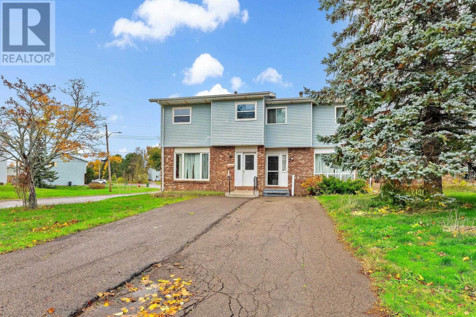 3 Dawson Court, Charlottetown, Prince Edward Island  C1A 8T1 - Photo 3 - 202527800