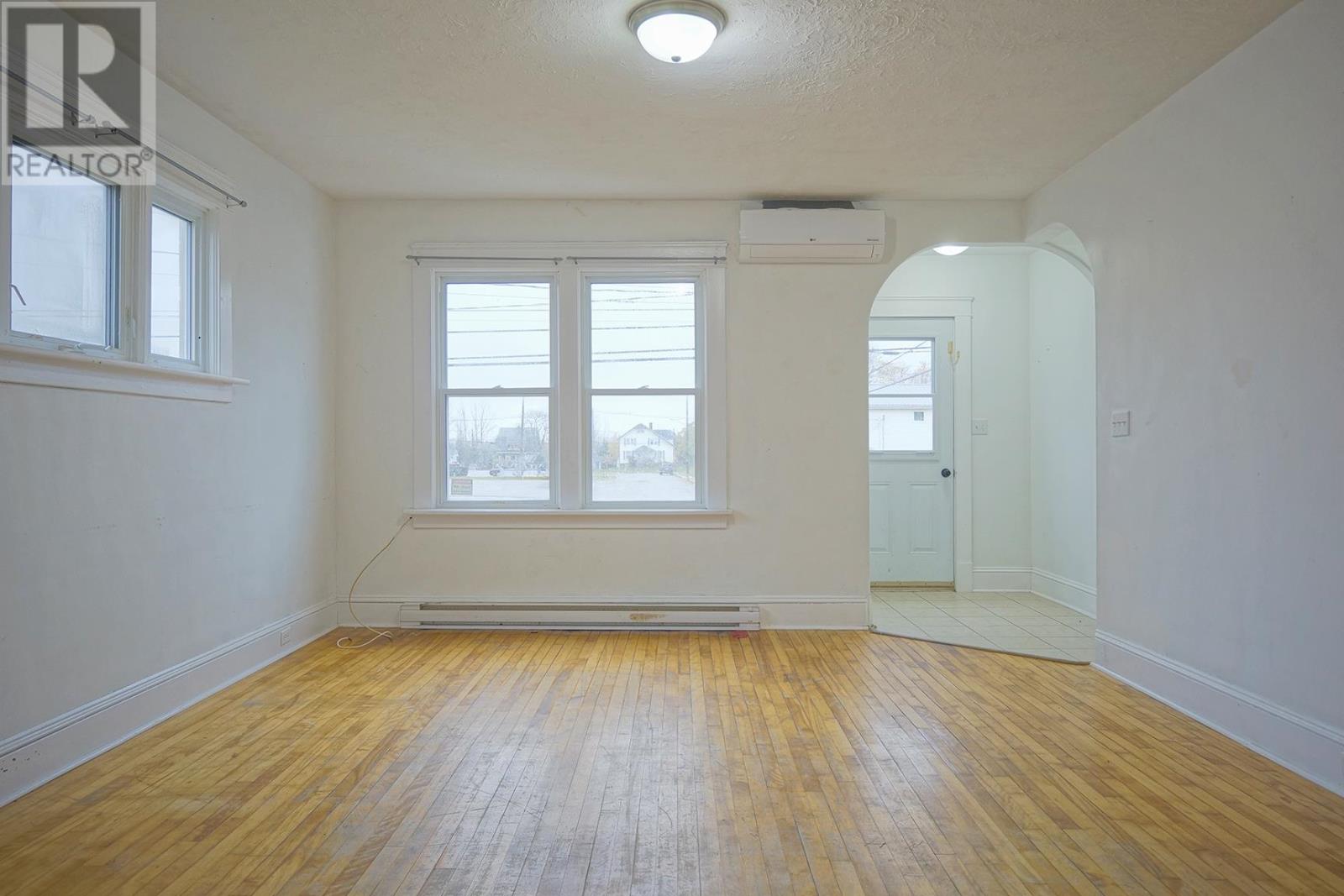 A&b 158 Granville Street, Summerside, Prince Edward Island  C1N 3A4 - Photo 6 - 202527815