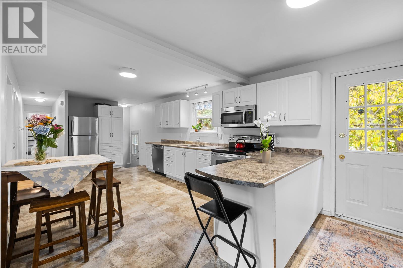 82 Newland Crescent, Charlottetown, Prince Edward Island  C1A 4H7 - Photo 17 - 202527840