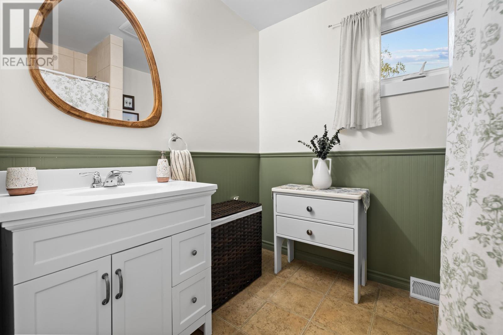 82 Newland Crescent, Charlottetown, Prince Edward Island  C1A 4H7 - Photo 26 - 202527840