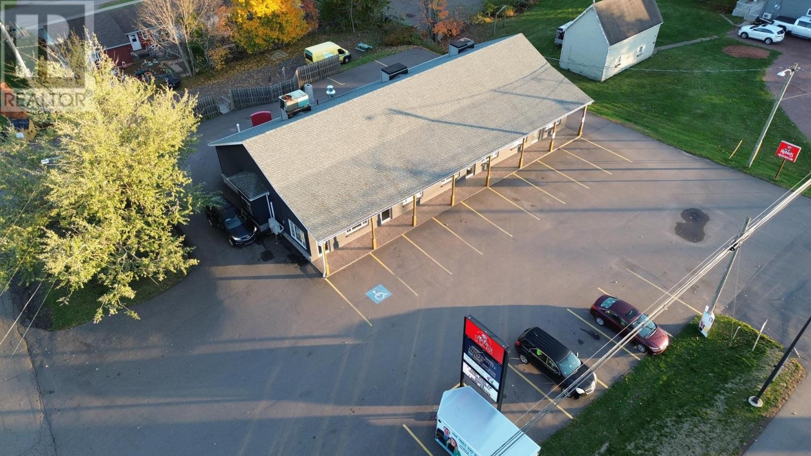 609 Main Street, Cornwall, Prince Edward Island  C0A 1H0 - Photo 21 - 202527864