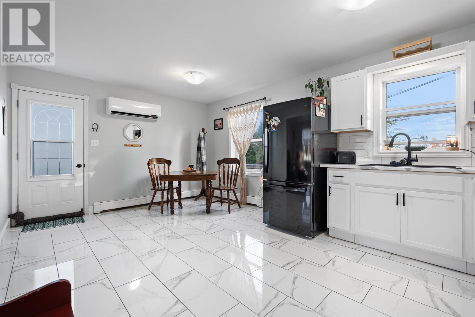 30-32 Barkley Avenue, Stratford, Prince Edward Island  C1B 1Z6 - Photo 7 - 202527951