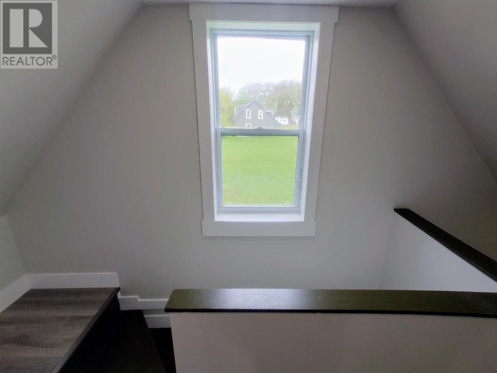 41 Main Drive East, Miscouche, Prince Edward Island  C0B 1T0 - Photo 10 - 202528070