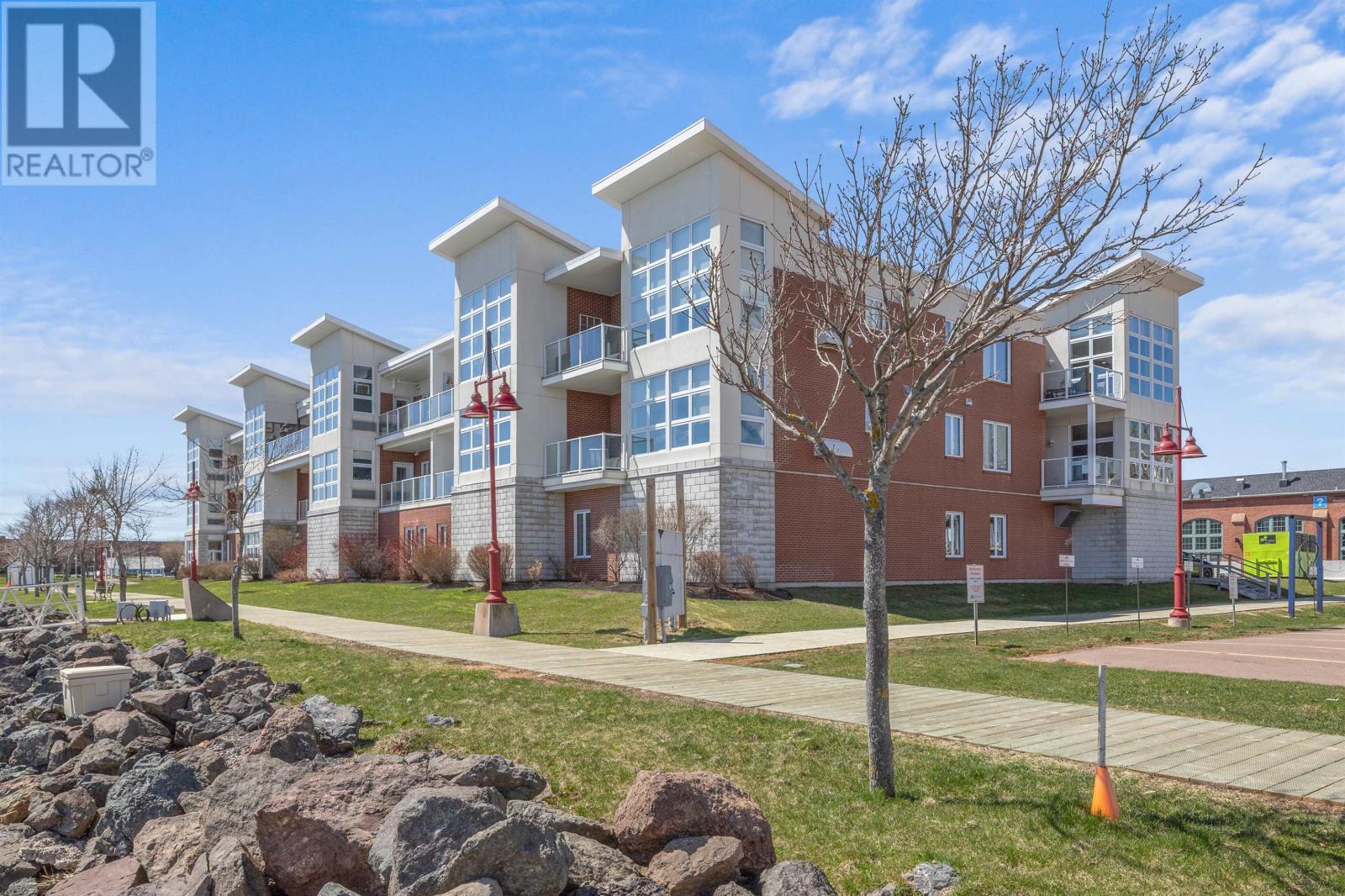 4 Prince Street, #206, Charlottetown, Prince Edward Island  C1A 4P5 - Photo 2 - 202528400