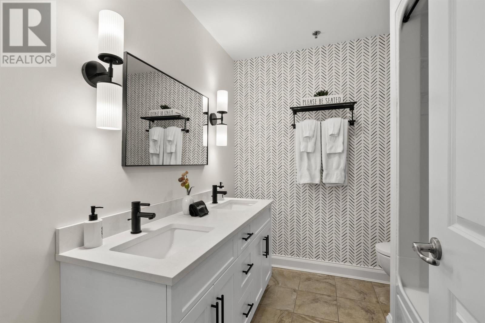 4 Prince Street, #206, Charlottetown, Prince Edward Island  C1A 4P5 - Photo 33 - 202528400