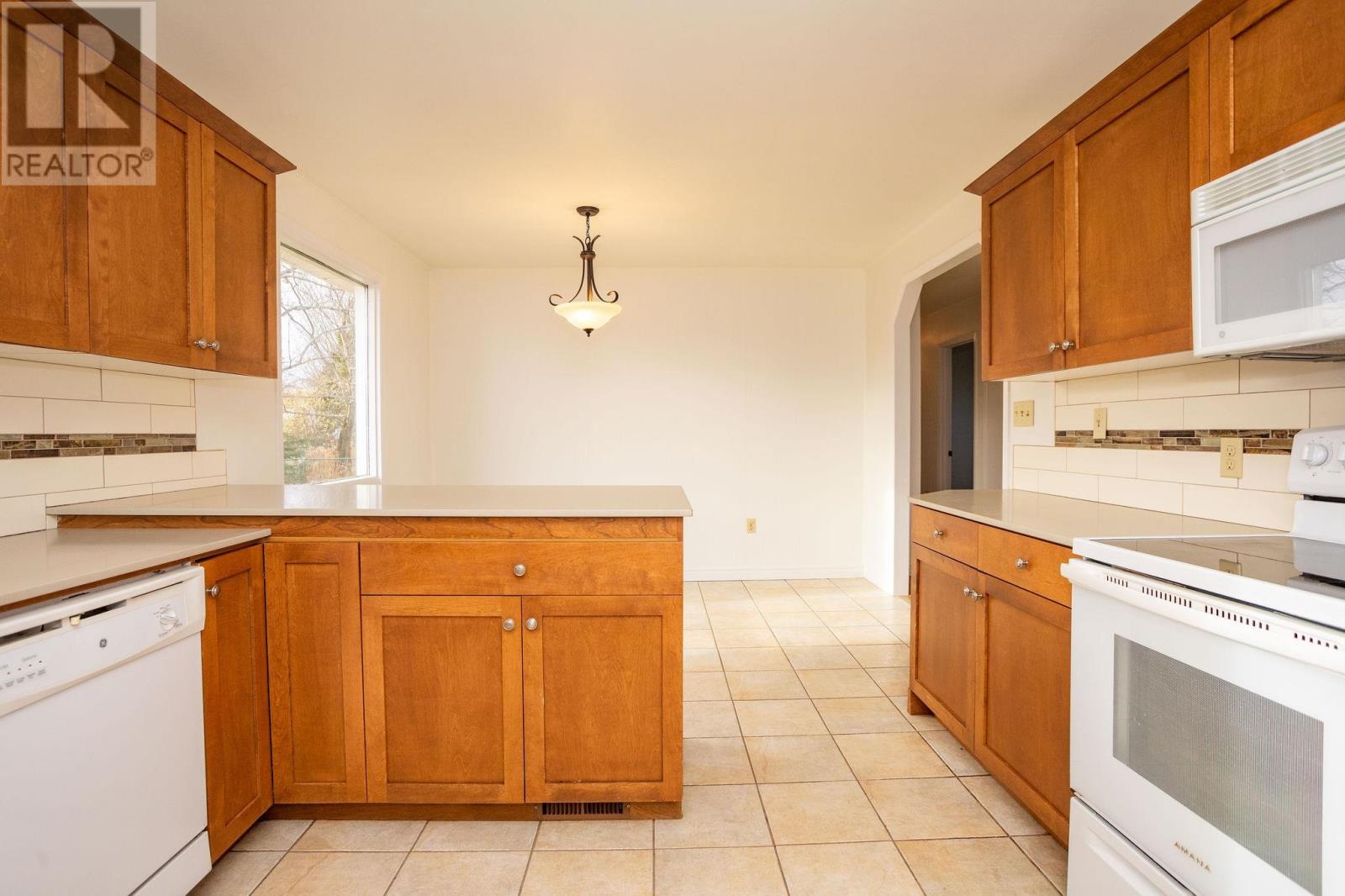 10 Melody Lane, Charlottetown, Prince Edward Island  C1E 0S2 - Photo 14 - 202528425