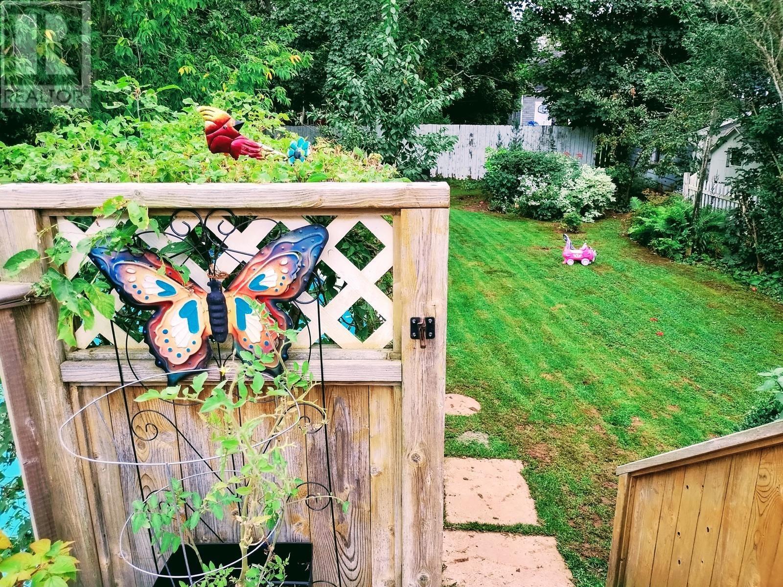 77 Russell Street, Summerside, Prince Edward Island  C1N 5H7 - Photo 21 - 202528732