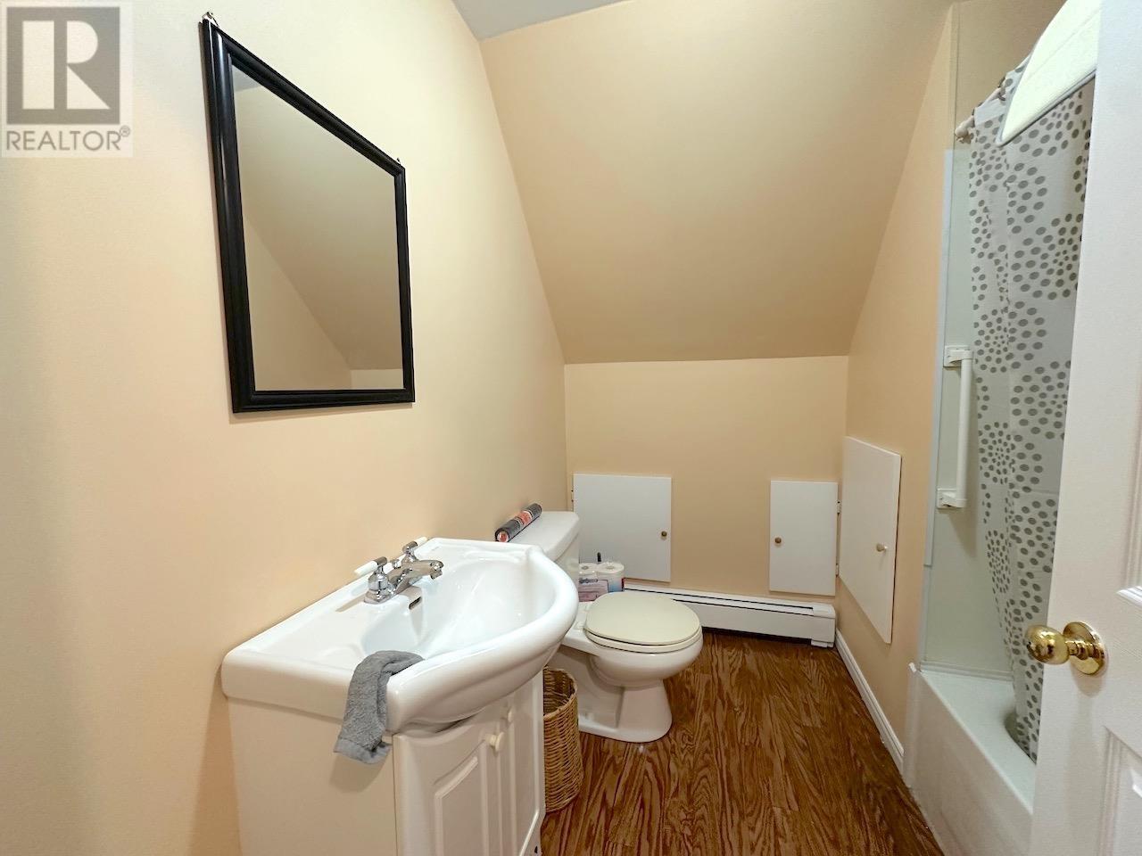 17 Paquet Avenue, Souris, Prince Edward Island  C0A 2B0 - Photo 17 - 202528733