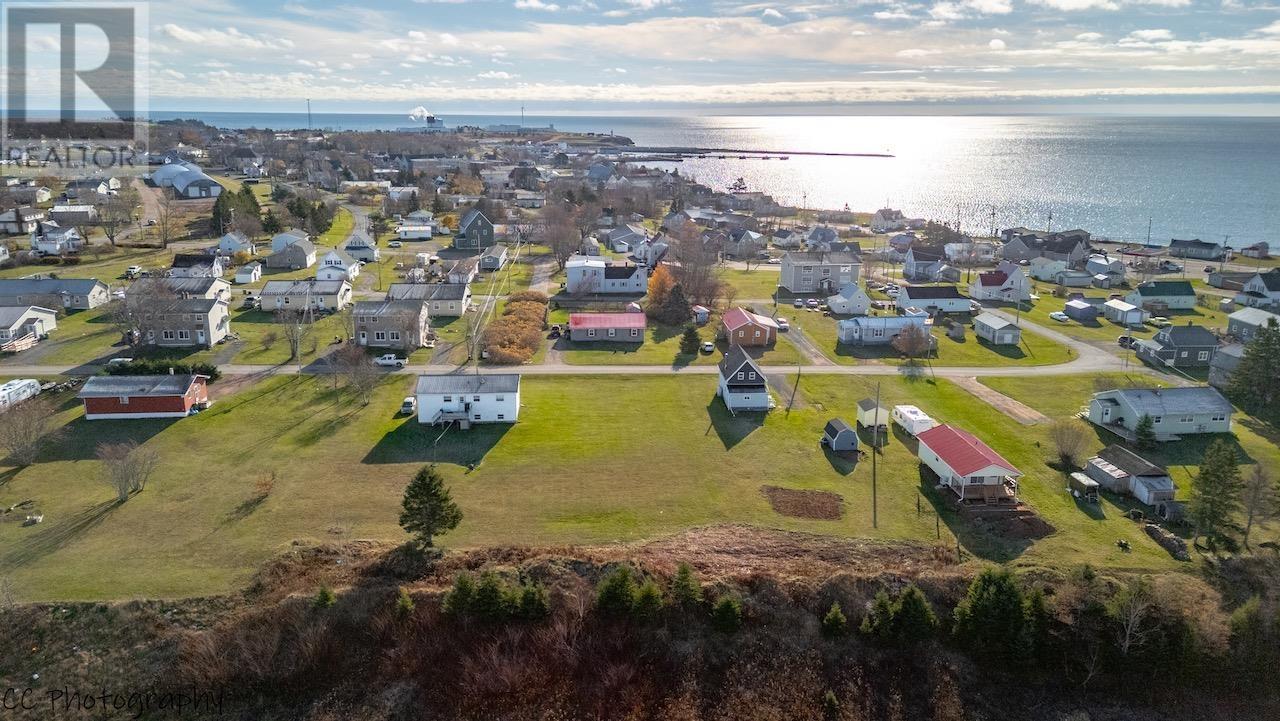 17 Paquet Avenue, Souris, Prince Edward Island  C0A 2B0 - Photo 29 - 202528733
