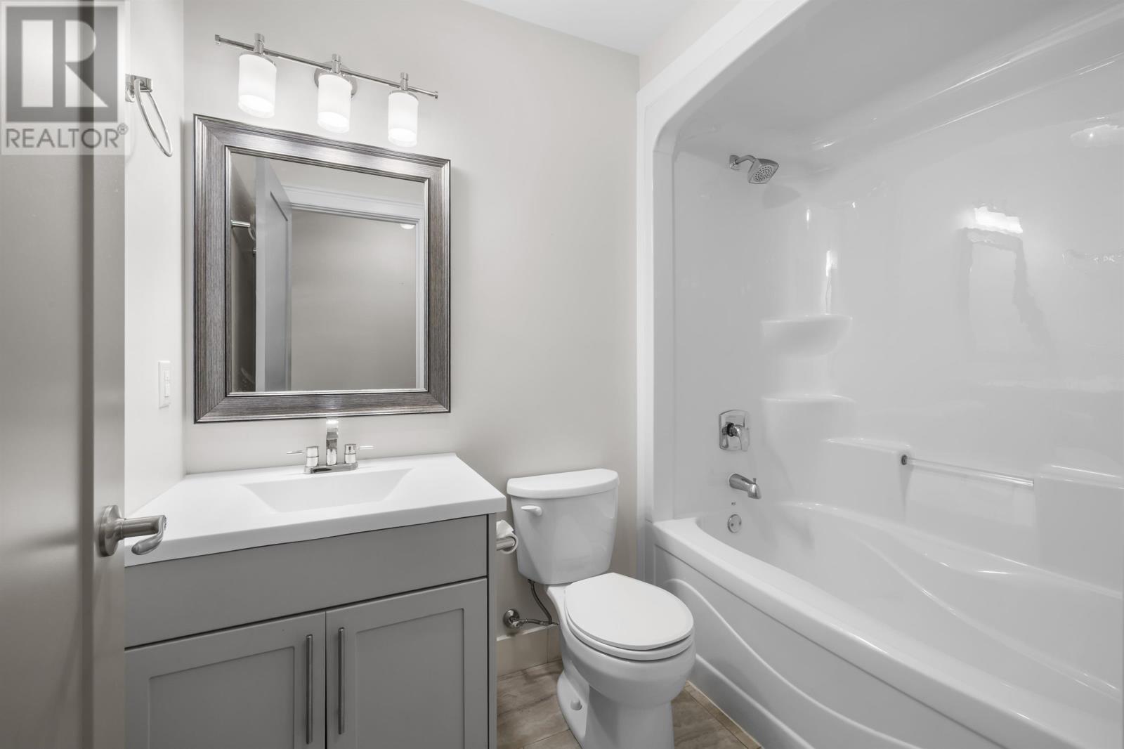 241 Darrach Avenue, Summerside, Prince Edward Island  C1N 0L1 - Photo 13 - 202528942